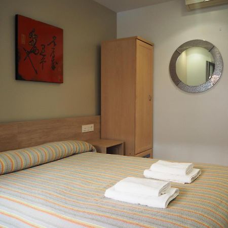 Pension Acella Pamplona Esterno foto